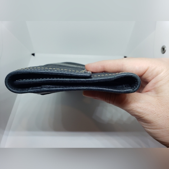 COACH Signature Stripe Black Full Size Ladies Wallet - Picture 6 of 13